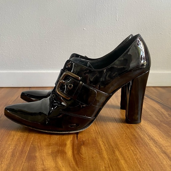 Stuart Weitzman Patent Leather Buckle Oxford Booties - Picture 3 of 8
